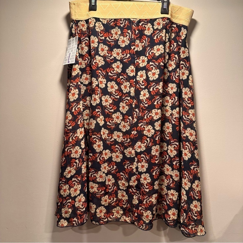 LuLaRoe Lola Lined Chiffon Midi Skirt Elastic Band Floral Pattern Large 12-14 - Picture 4 of 15